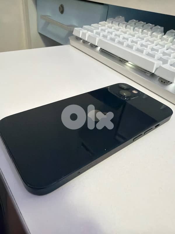 iPhone 13 128gb blue 1