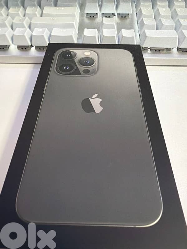 iPhone 13 pro 256 GB black 4