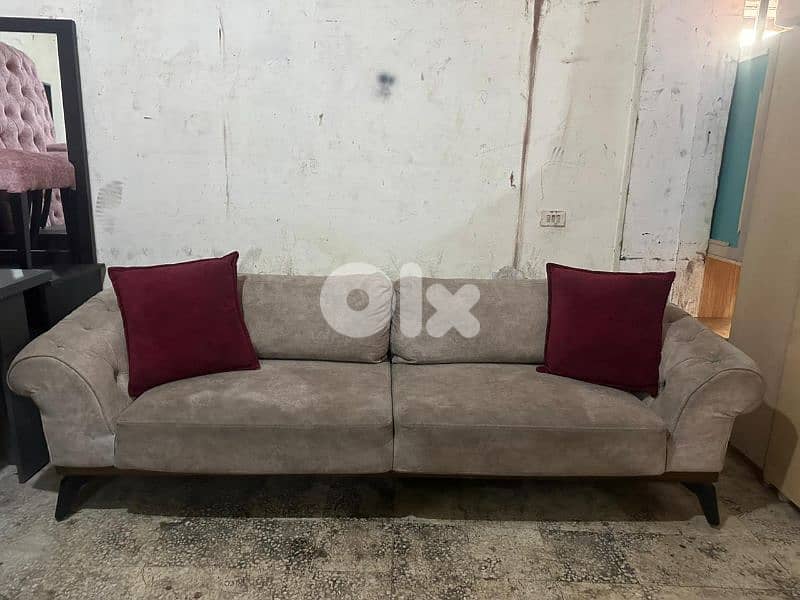 طقم كنبايات شغل بيوتي هوم ثلاث قطع كتير مرتب شبه جديد 1