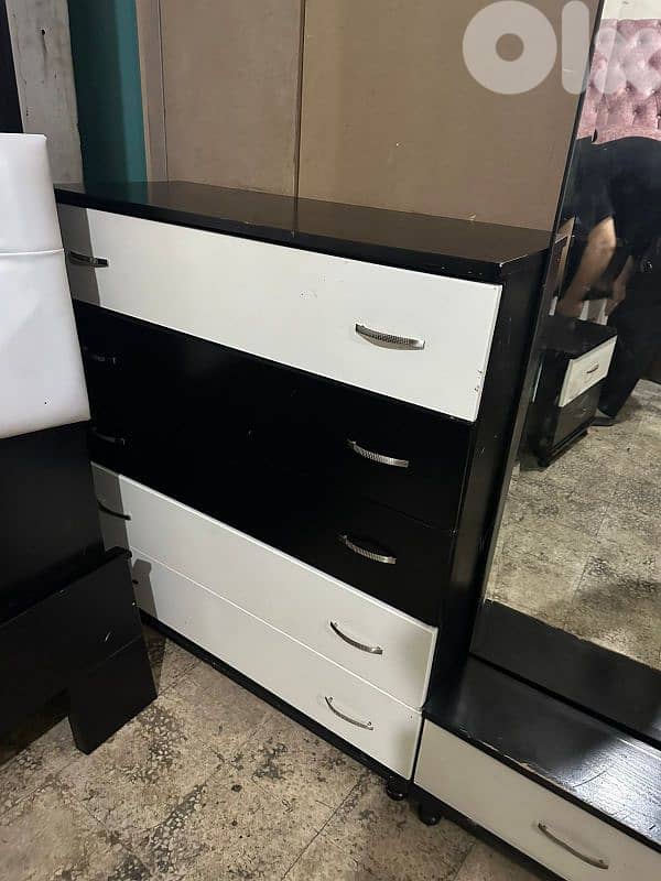 اوضة نوم سحاب كتير مرتبة ونظيفة 7