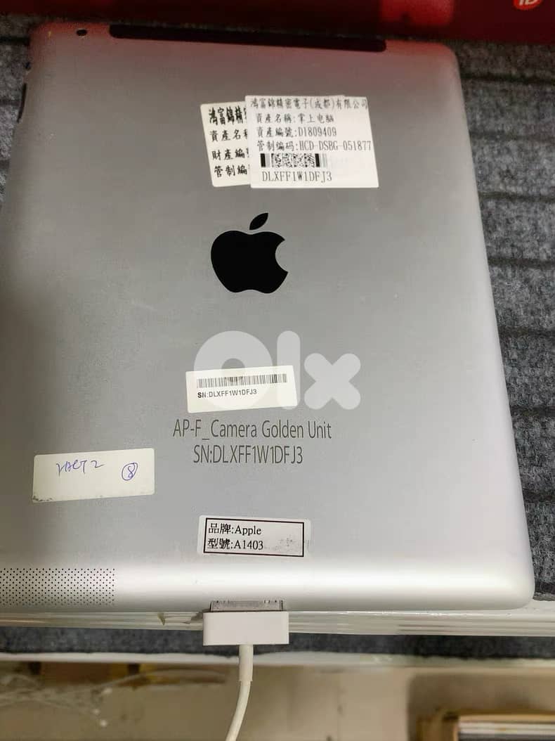 RARE Apple iPad 2 PROTOTYPE Engineering Unit (Switchboard OS) 2