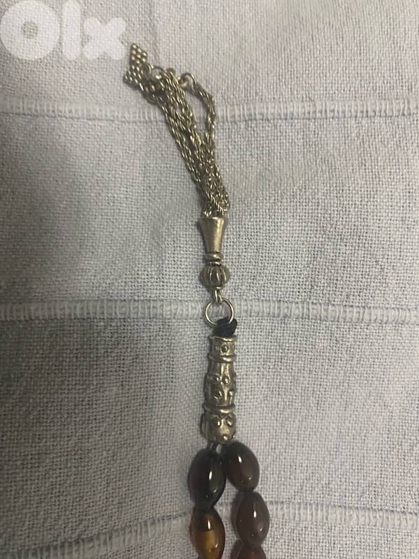 مسبحة عقيق يمني مع شرابة فضة 1