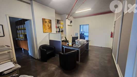 AH-HKL-436 Office 182 m² for Rent in Hamra – Commercial Building