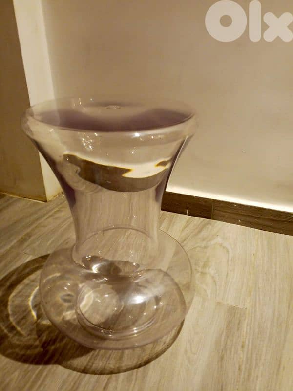 Transparent closed darbuka 1