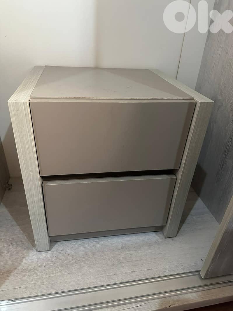 اوضة نوم طابقين سحاب مودرن شبه جديدة 4