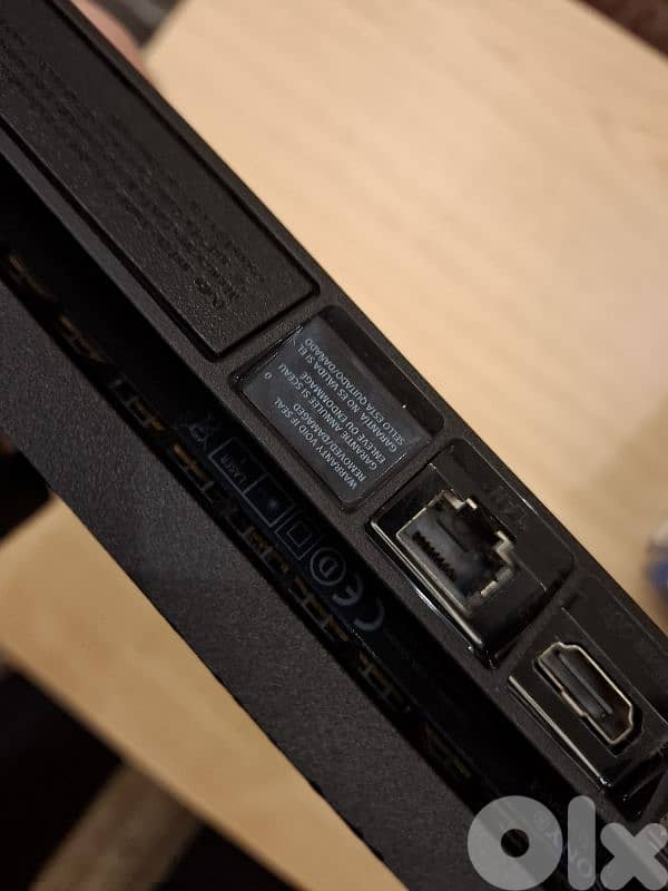 Ps4 slim 1tb 3