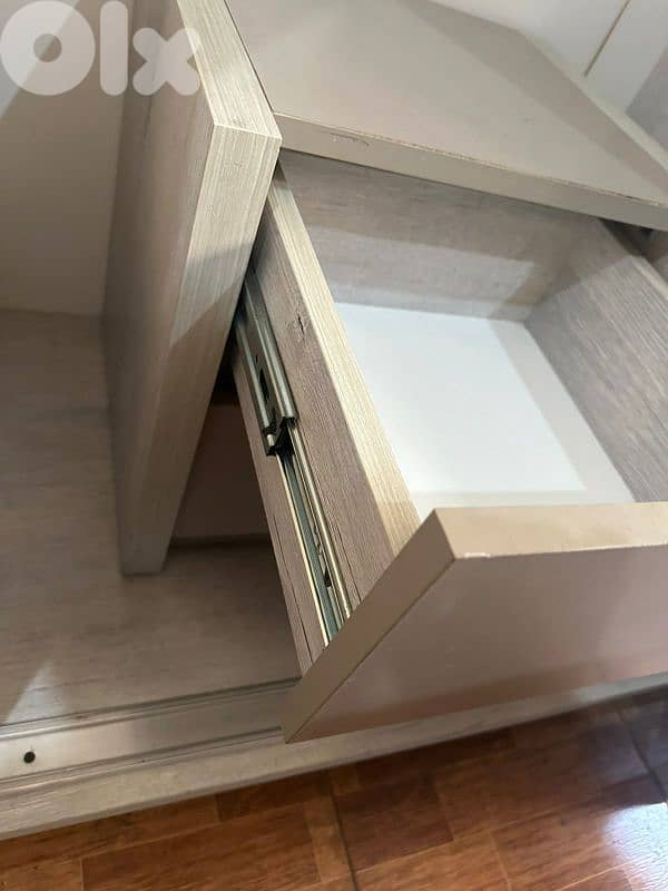 اوضة نوم مودرن تركي طابقين سحاب شبه جديدة 11