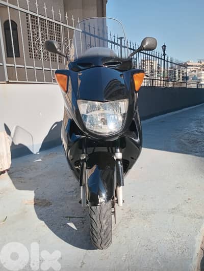 Honda foresight 250cc. اجنبي في سك بيع . ميكانكيا حالة وكالة بس دور وا