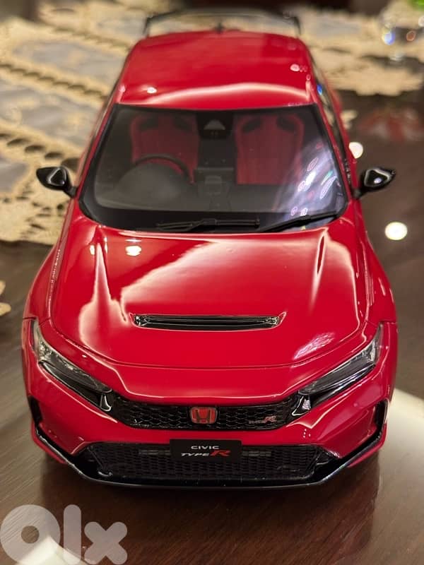 1:18 Diecast Honda Civic Type R - Ottomobile 3