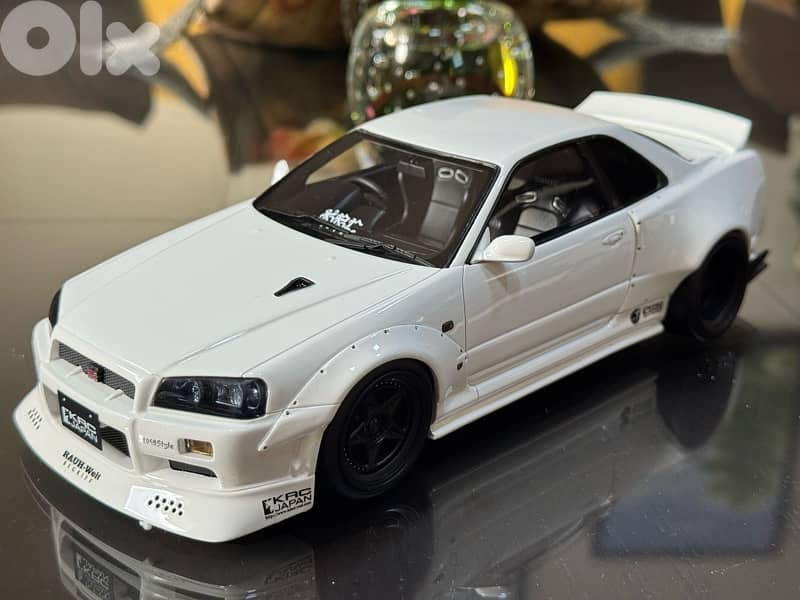 1:18 Diecast Nissan Skyline - Ottomobile 3