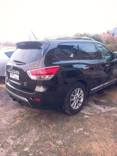 Nissan Pathfinder 2015