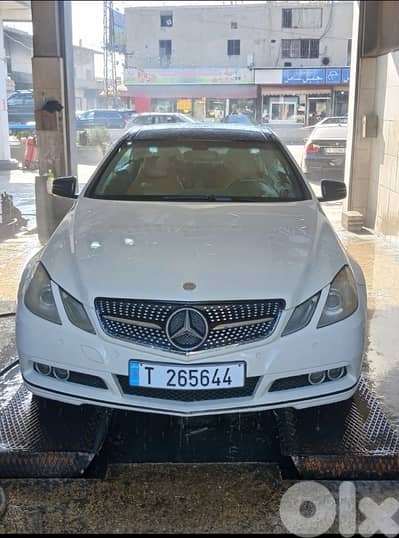 Mercedes-Benz E-Class 2011