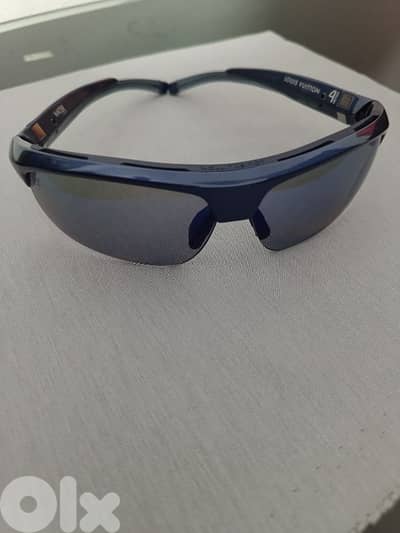 Louis Vuitton 4Motion Sunglasses WATER
