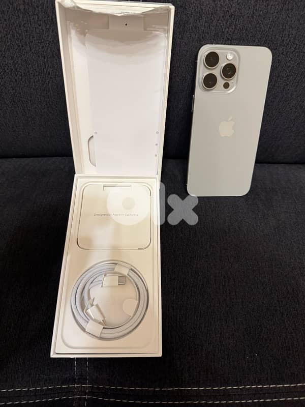 Iphone 15 pro max 512gb Storage still like new used 9 month 1