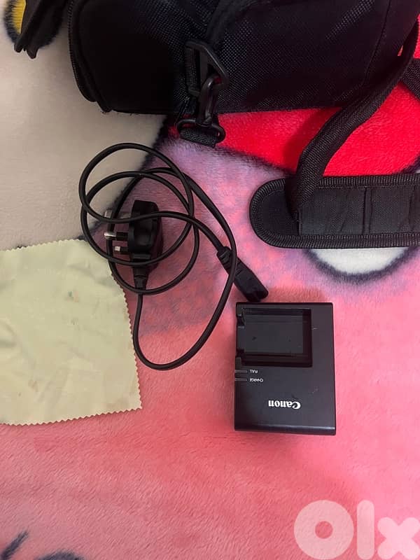 Canoon 4000 D EOS like new 5