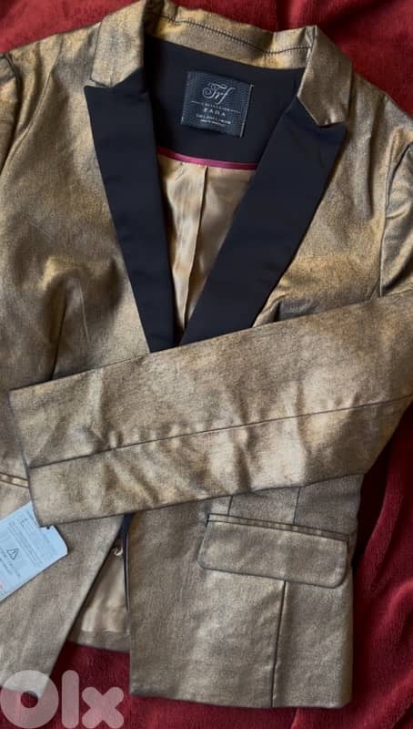 ZARA GOLD BLAZER NEW IN TAG 7