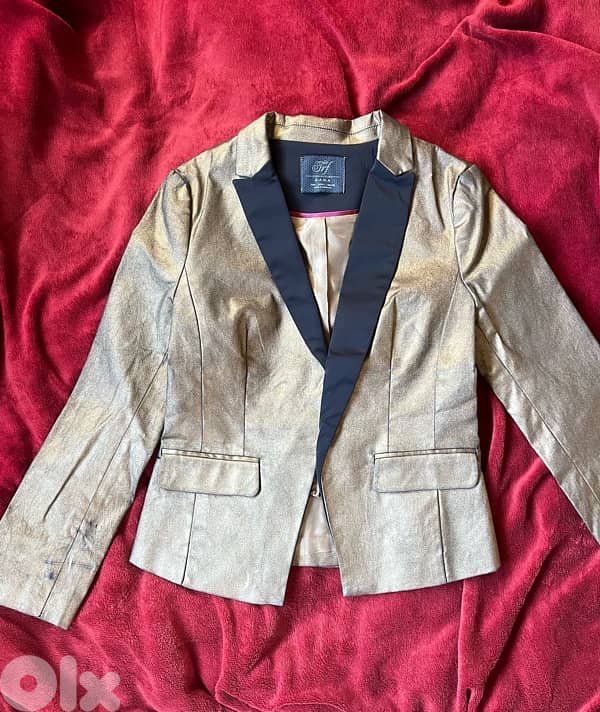 ZARA GOLD BLAZER NEW IN TAG 8