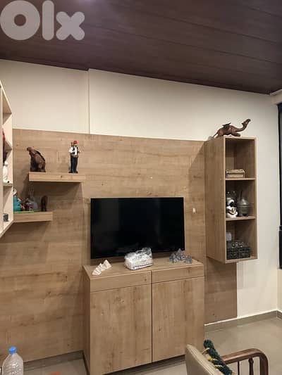 مكتبة تلفزيون