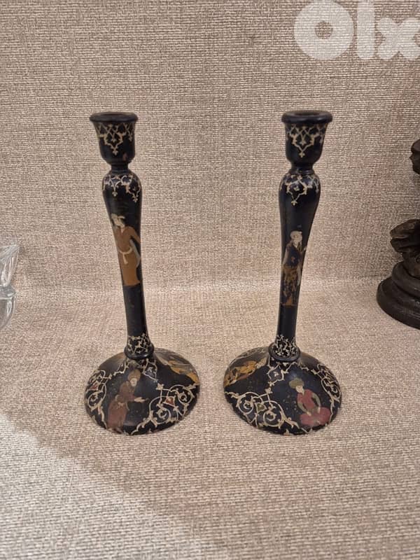 شمعدان خشب إيراني قرن ١٩ 1