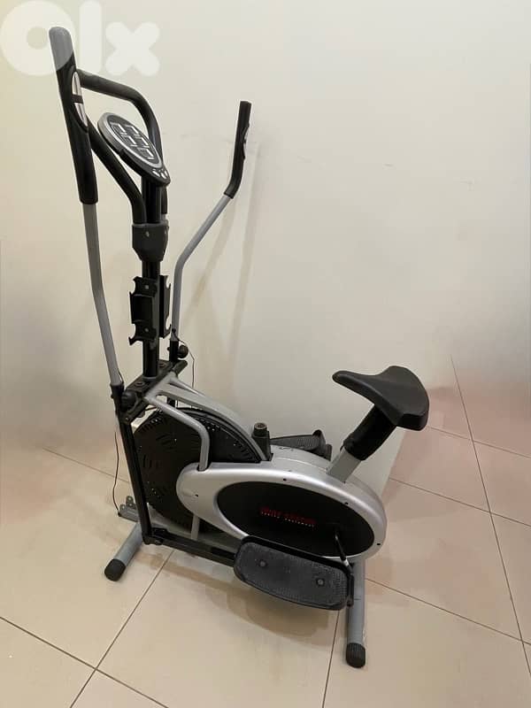 Elliptical Trainer with Seat 1