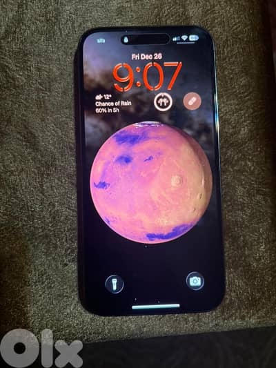 iPhone 14 Pro Max – 256GB – Gold $650.