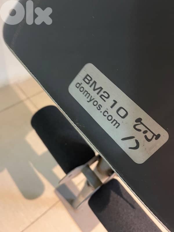 Bench adj like new domyos brand 4