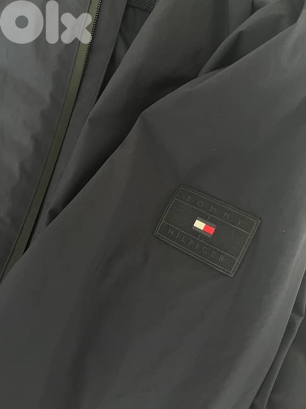 Tommy Hilfiger Hooded Rain Jacket 2