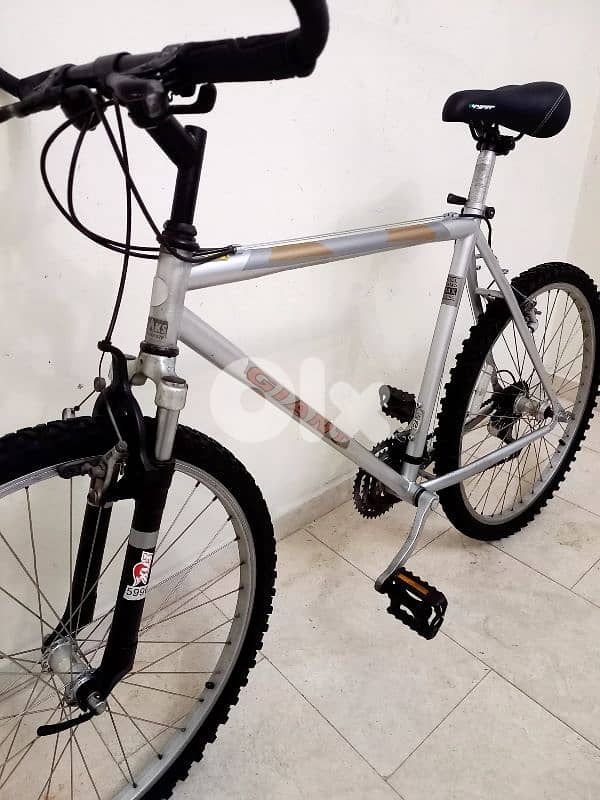 بسكليت Giant usa 6