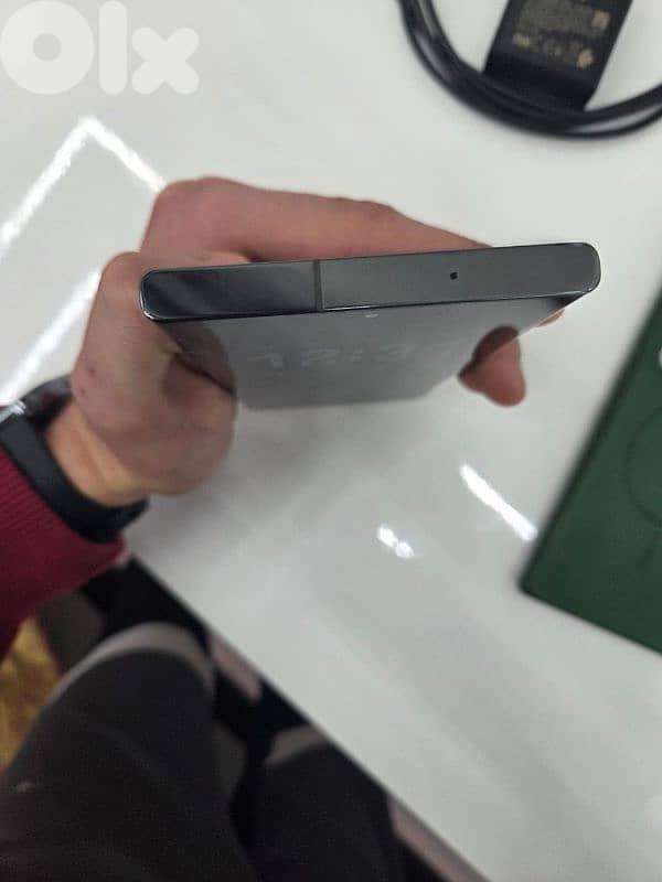 Samsung S23 Ultra 512 GB  12 RAM  2 SIM 3