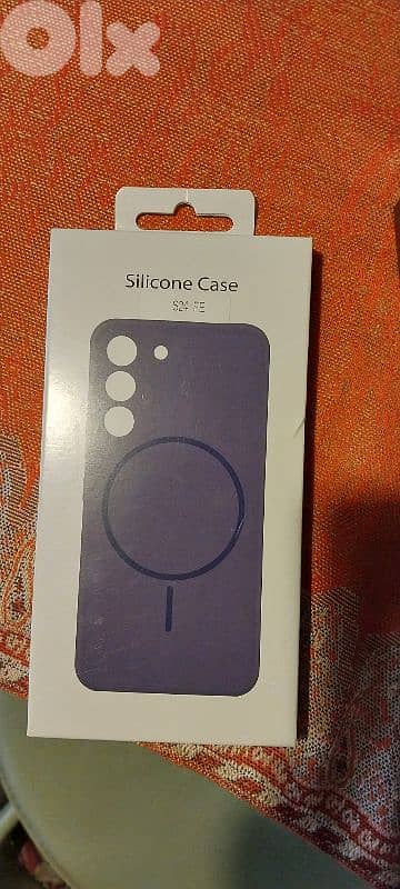 Samsung S24 FE New 4