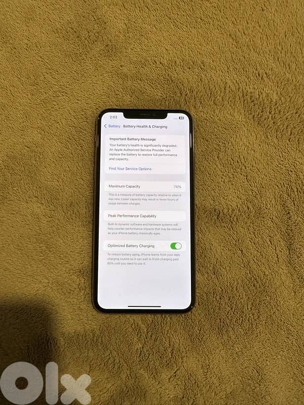 iPhone 11 pro max gold 5