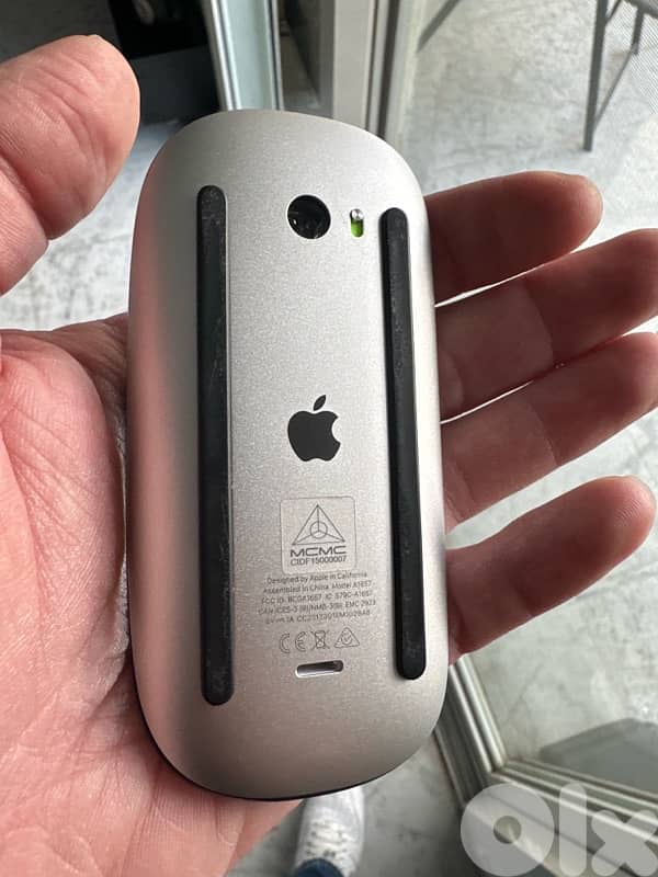 Magic Mouse 3 - Barely Used 1