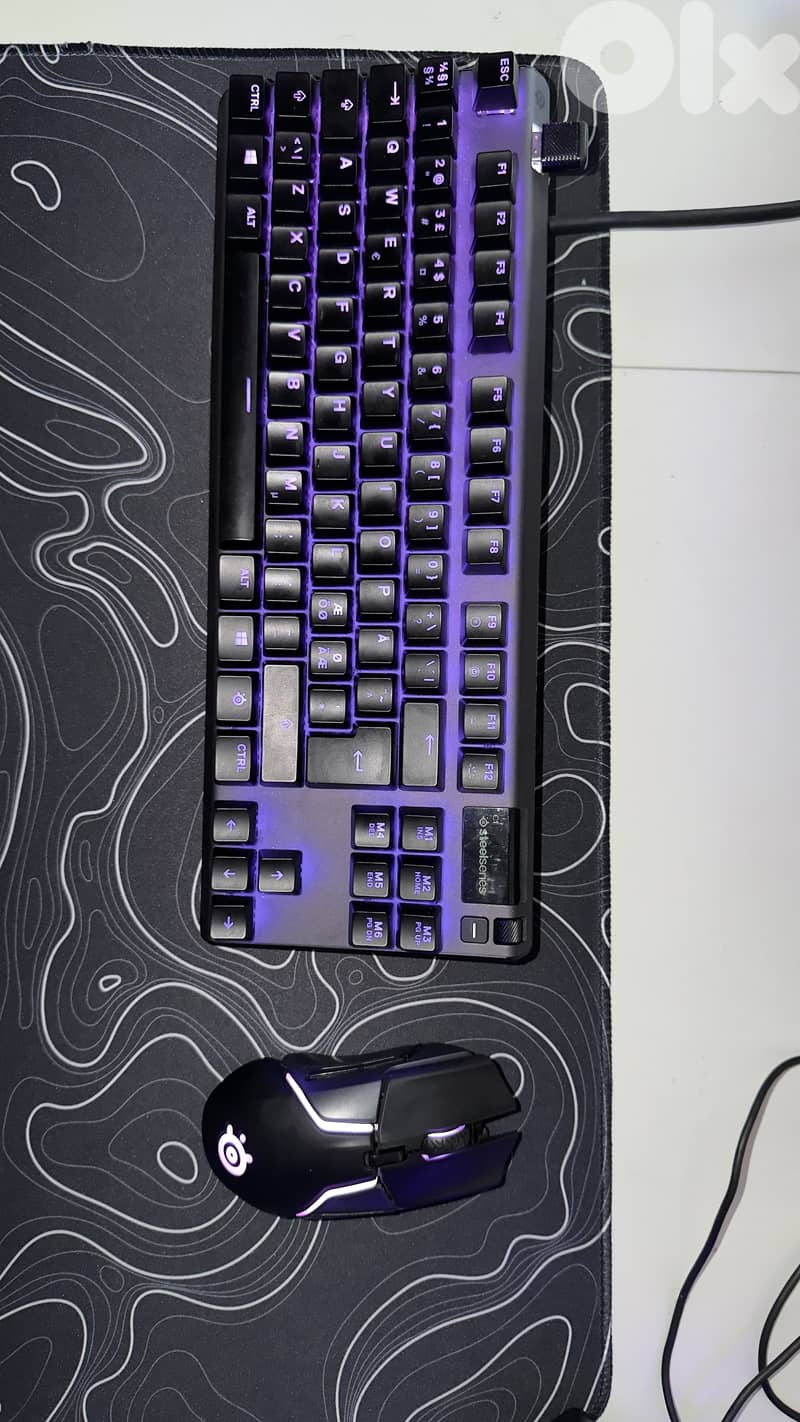 Steelseries gaming keyboard and mouse 3