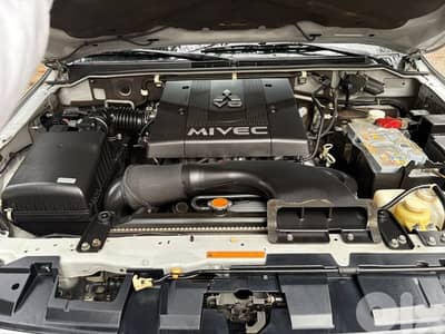 Mitsubishi Pajero 2010