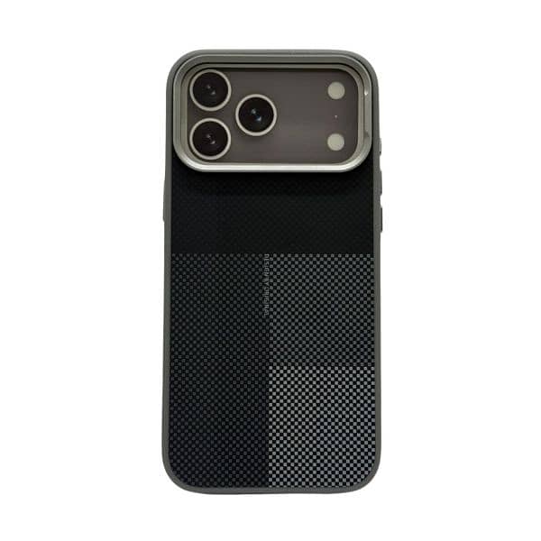 Totu PC-35 Carbon Fiber Magnetic Protective Case For iPhone 17 Pro Max 1