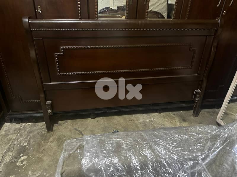 اوضة نوم شغل توصاية خشب زان ولاتي ملبسة قشر 9