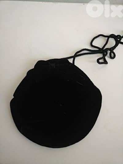 Small velvet handbag - Not Negotiable
