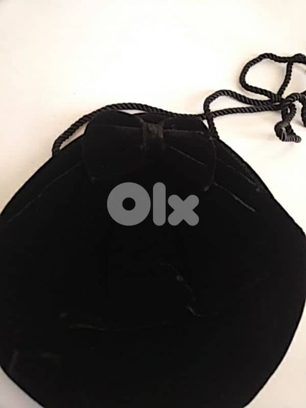 Small velvet handbag - Not Negotiable 1
