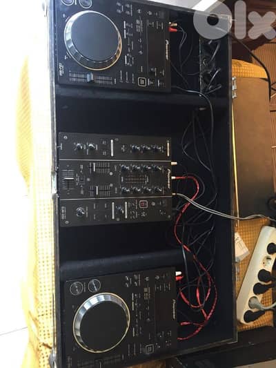 Pioneer 2 CDJ 350 / DJM 350
