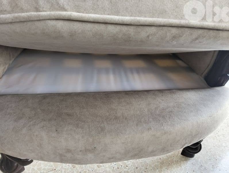 صالون للبيع 4