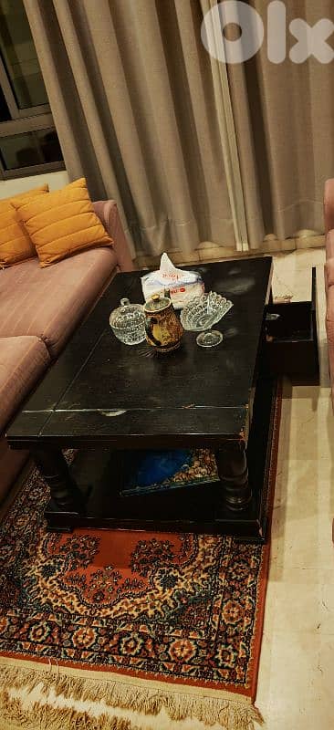 Salon table / Living table