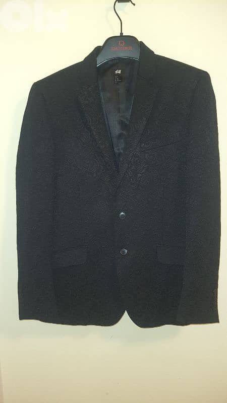 Black floral H&M blazer 1