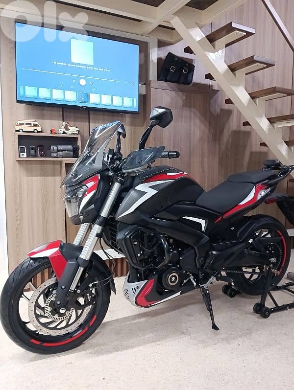 Bajaj Dominar 400cc 0klm abs injection full led dealer warranty 1