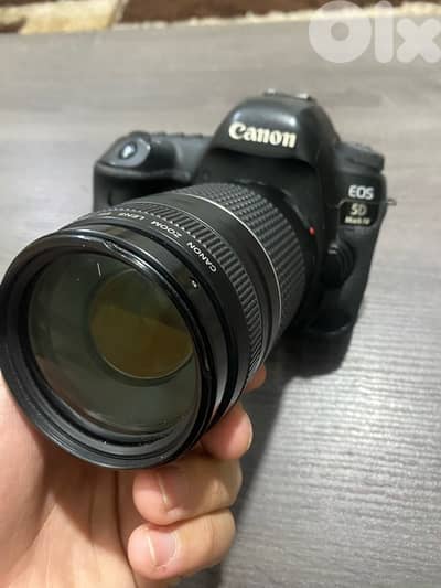 5d mark iv + lens 75-300mm
