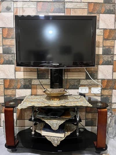 للبيع التلفزيون وطاولة التلفزيون