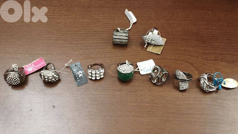 faux bijoux, Rings 1