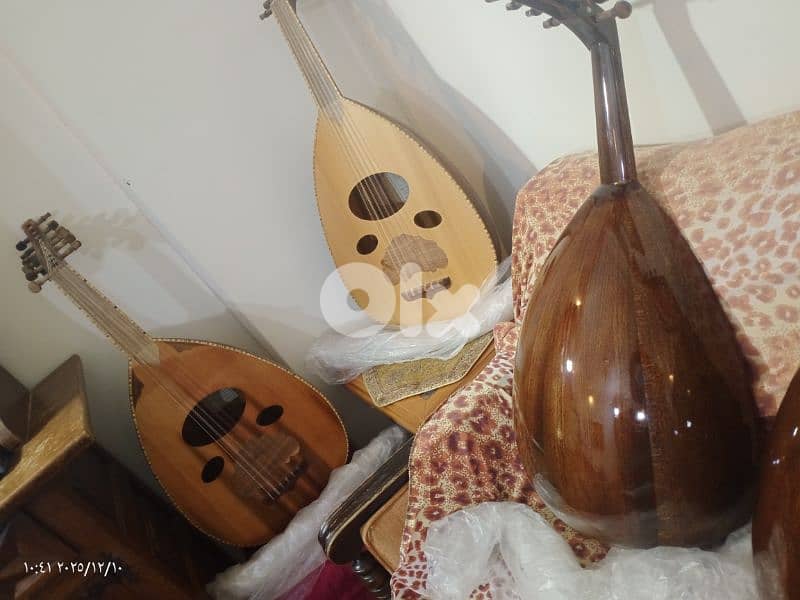 عود  مميز بسعر مميز *عود زرياب   *الصوت الذي يلامس الروح للاستفسار 6