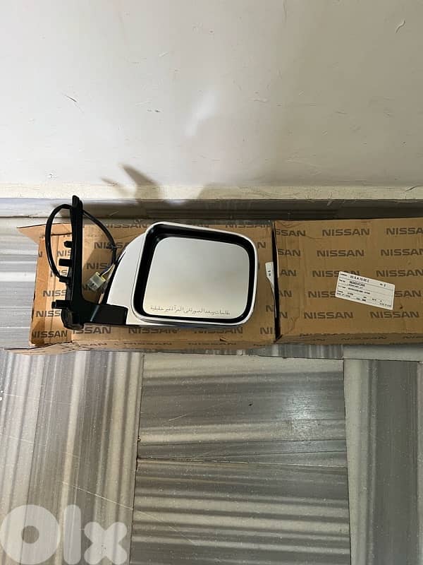 Nissan Patrol Side mirrors 2