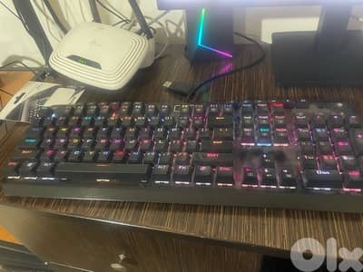 samsung screen & mechanical keyboard