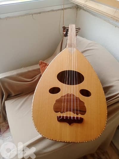 عود زرياب0 موديل عراقي جديد مع حقيبة وريش